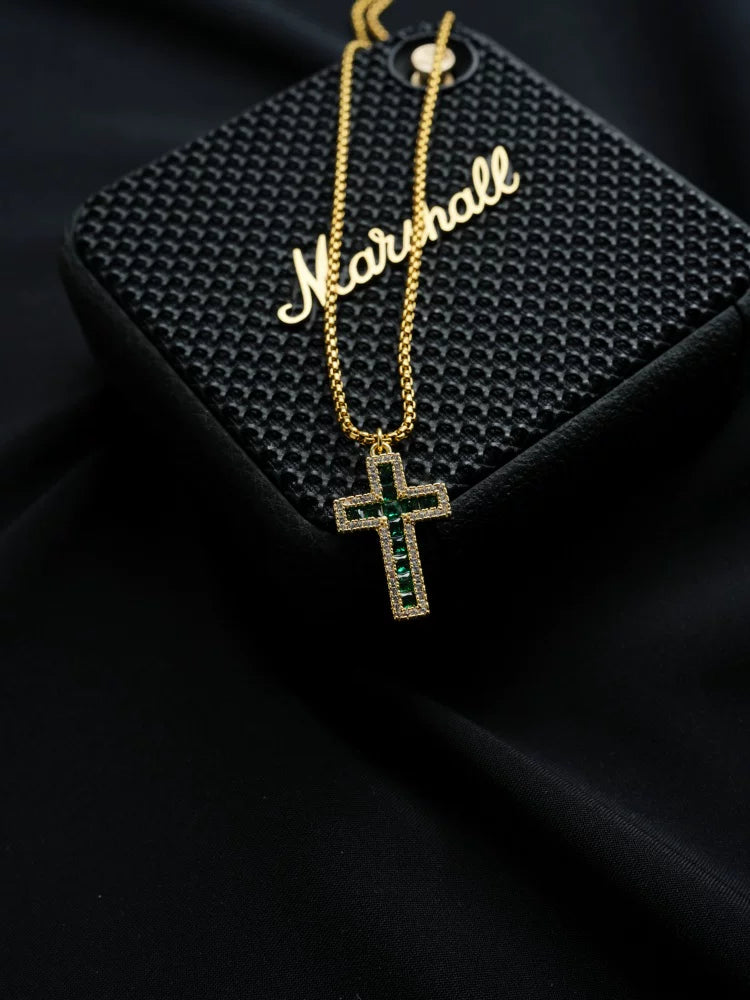 1sman Series – Original Gold Cross Emerald Inlaid Pendant Necklace