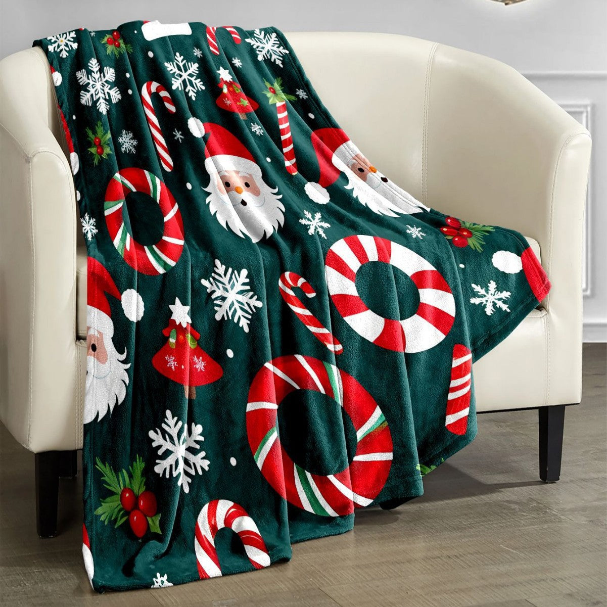 Christmas Snowflake & Santa Flannel Blanket – Cozy All-Season Decorative Throw