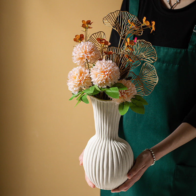 Minimalist Ceramic Vase – Seashell Texture Matte Glazed