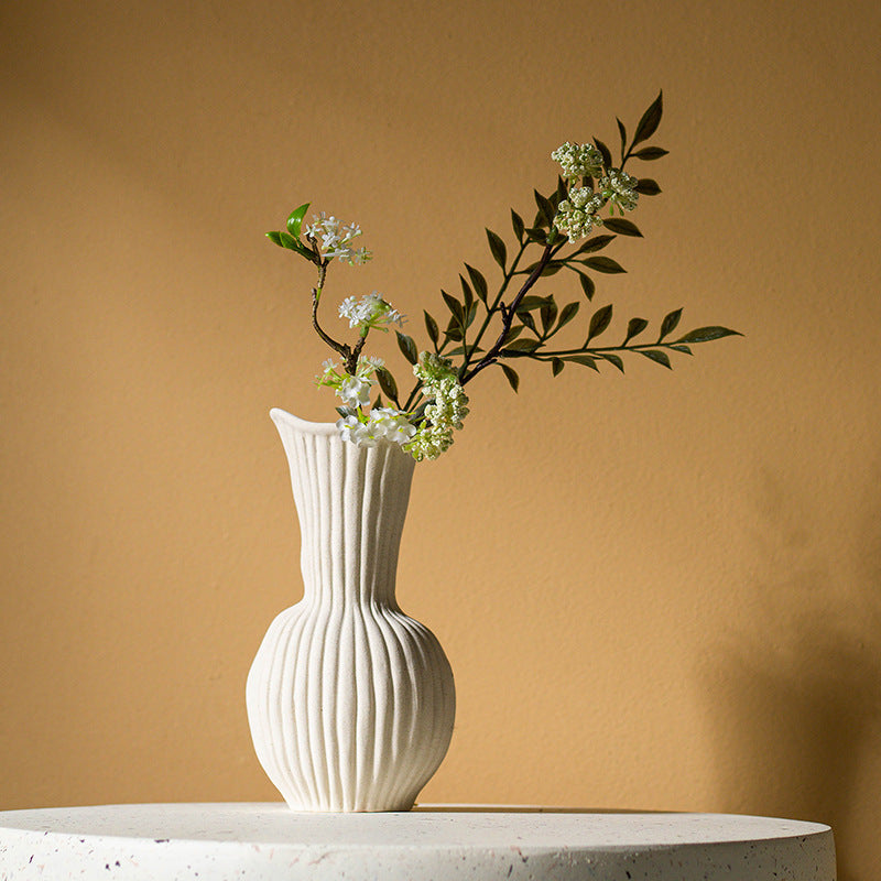 Minimalist Ceramic Vase – Seashell Texture Matte Glazed