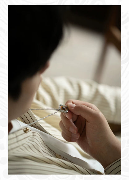 STRRY AGE Series · Tiger’s Eye Octagram Pendant Necklace