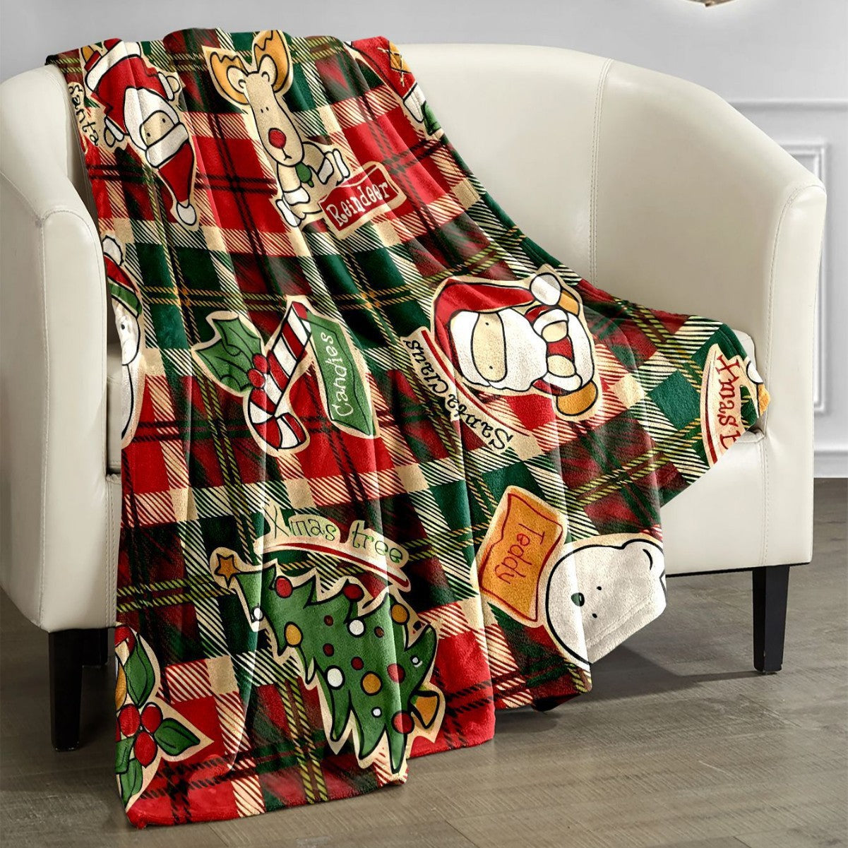 Christmas Snowflake & Santa Flannel Blanket – Cozy All-Season Decorative Throw