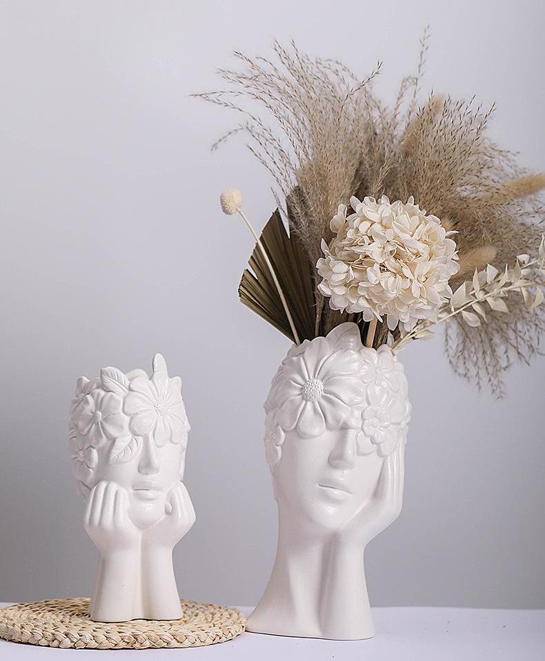 Creative Human-Shaped Ceramic Vase – Nordic Abstract Art Style
