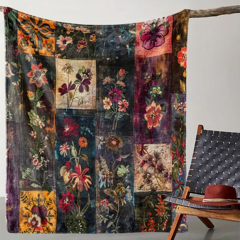 Double-Sided Printed Flannel Blanket – Cozy Floral Fleece Throw for Warmth & Home Décor