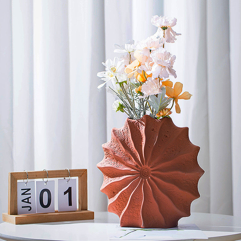 Red Terracotta Seashell Ceramic Vase – Handmade Modern Minimalist